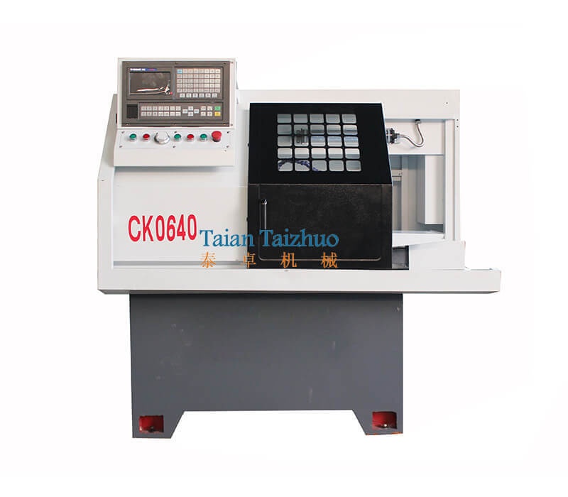 CNC Lathe Machine CK0640 1